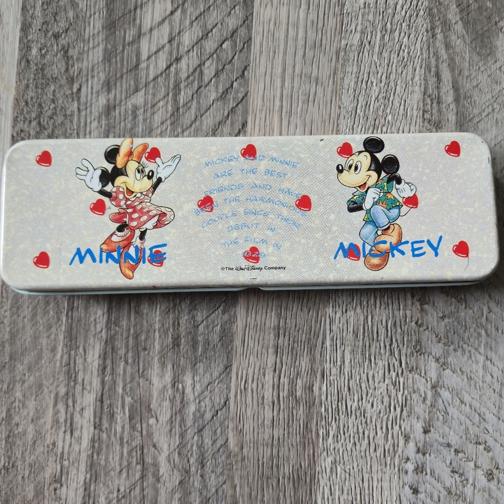 Disney Vintage 90s Mickey Minnie Mouse Tin Pencil Case Heart Graphic Rare Ellon